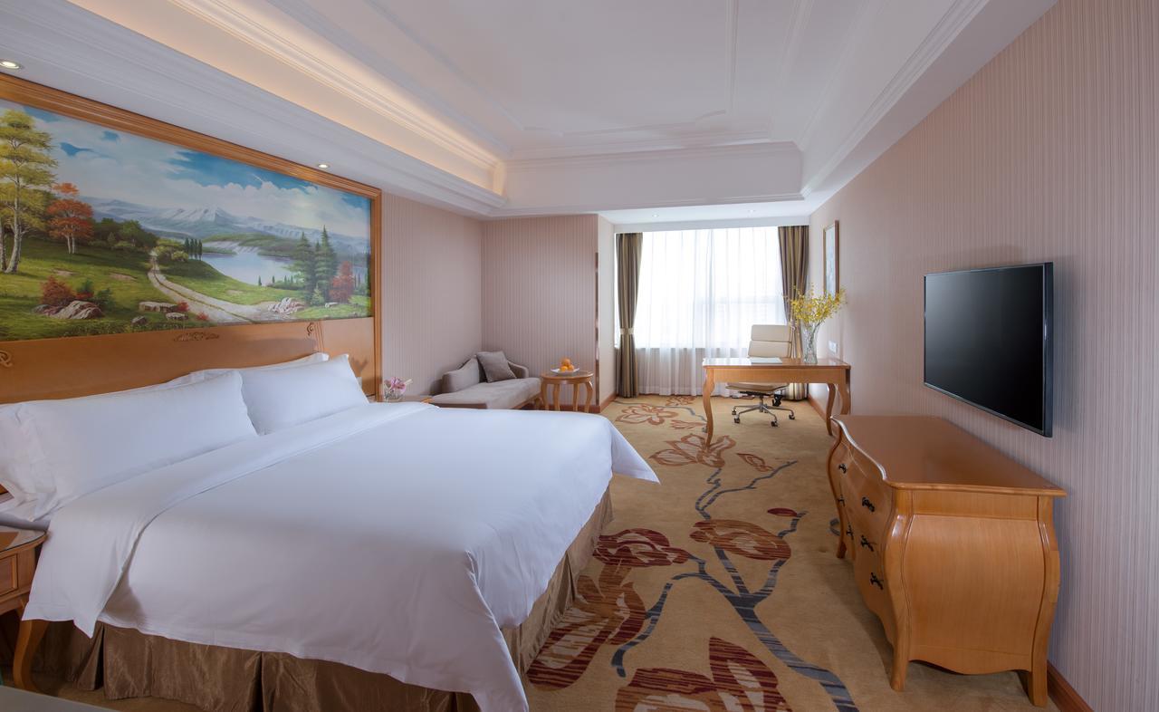 Vienna International Hotel Shanghai Baoshan Pangu Road Eksteriør billede